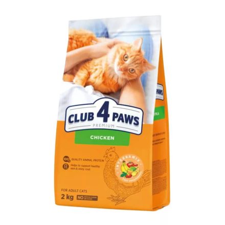CLUB4PAWS Száraztáp 2KG CSIRKÉVEL